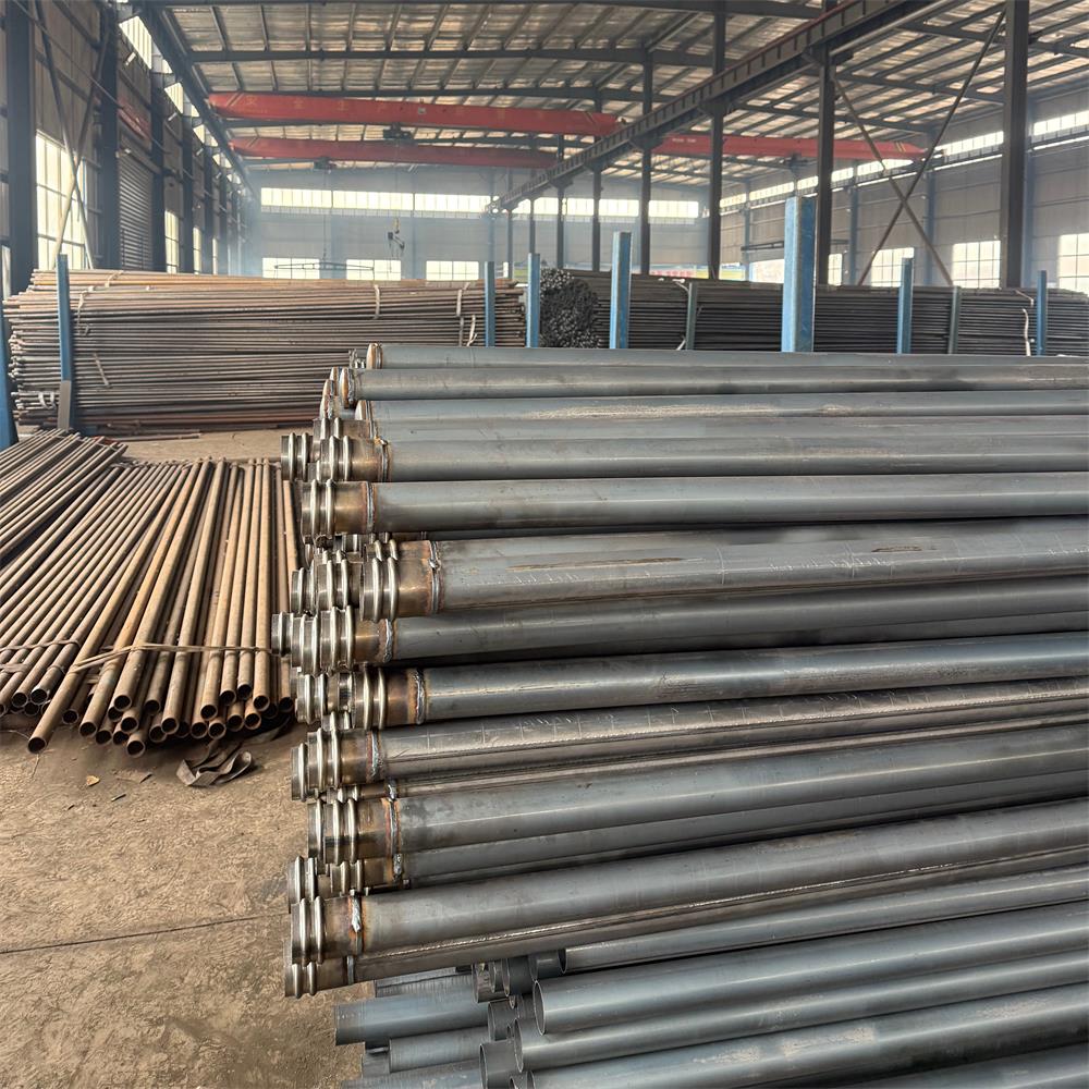 宝益德钢管徐州市销售处 厂区及加工车间